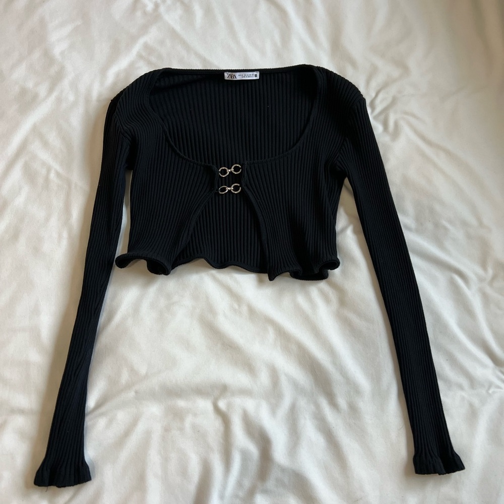 Zara Black Ribbed Clasped Cardigan